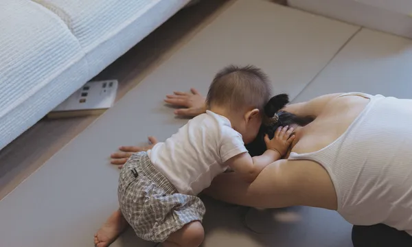 rueckbildungsyoga-mit-baby